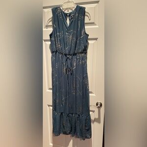 Sleeveless Dark Green and Gild Floral Midi Dress Plus 16W